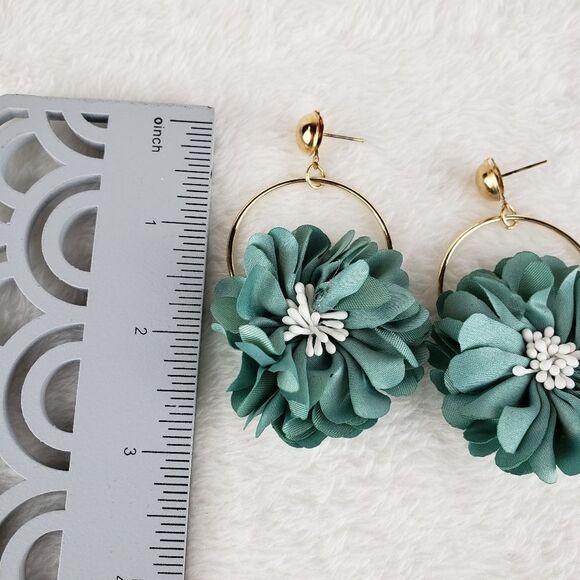 Floral Circle Drop Earrings - Picture 3 of 3